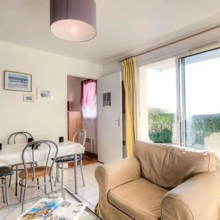 Apartment Le Cap Bleu By Interhome
