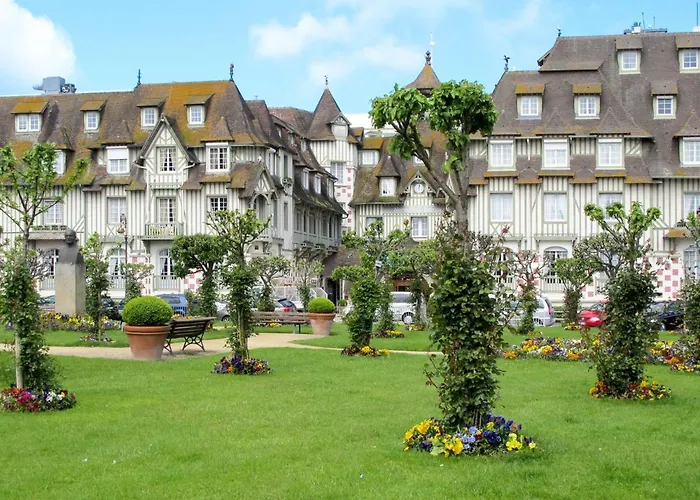 Le Cap Bleu-1 By Interhome *